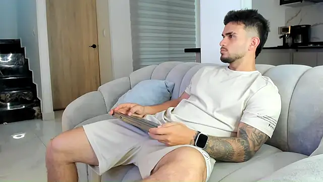 Ricardogo19 online show from 14, 4, 2026