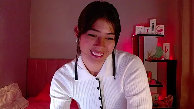 LoaLuxury online show from 14, 3, 2025