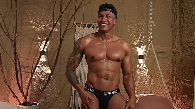 Logan Varela online show from 25, 9, 2025