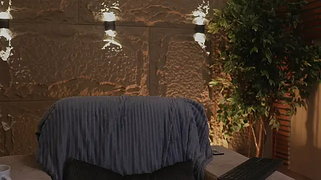 Logan Varela online show from 9, 10, 2025