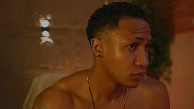 Logan Varela online show from 21, 10, 2025