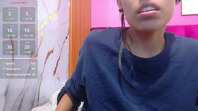 Snapshot of yourcuteneighbourr chatting on 25, 6, 2026 yourcuteneighbourr online show from 25, 6, 2026