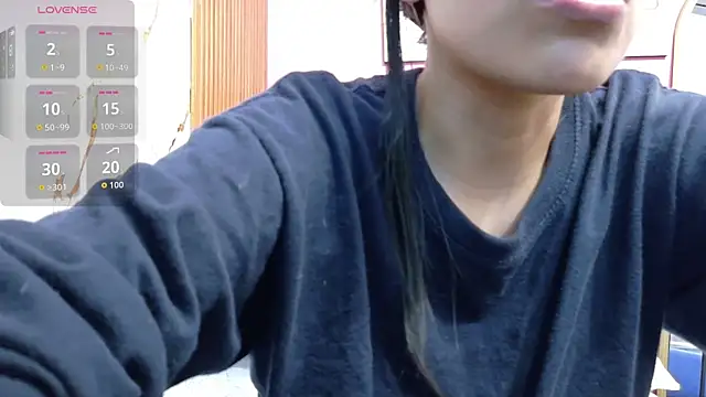 Snapshot of yourcuteneighbourr chatting on 7, 7, 2026 yourcuteneighbourr online show from 7, 7, 2026