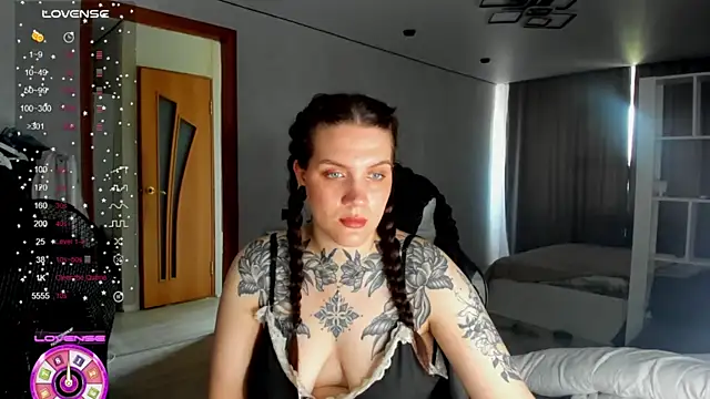 Snapshot of AizaRose chatting on 10, 7, 2026 AizaRose online show from 10, 7, 2026