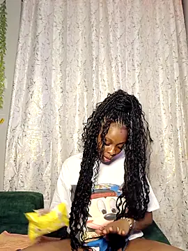 Snapshot of C-yoyo chatting on 23, 4, 2026 C-yoyo online show from 23, 4, 2026