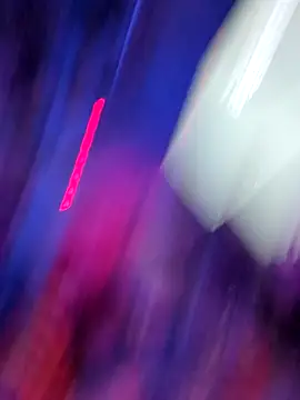 gurlnips online show from 11, 2, 2025