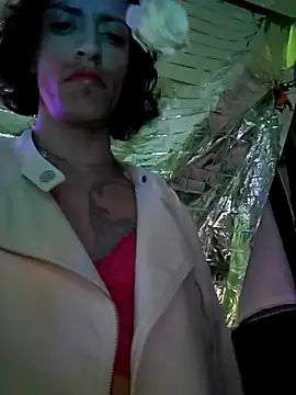 gurlnips online show from 21, 3, 2025