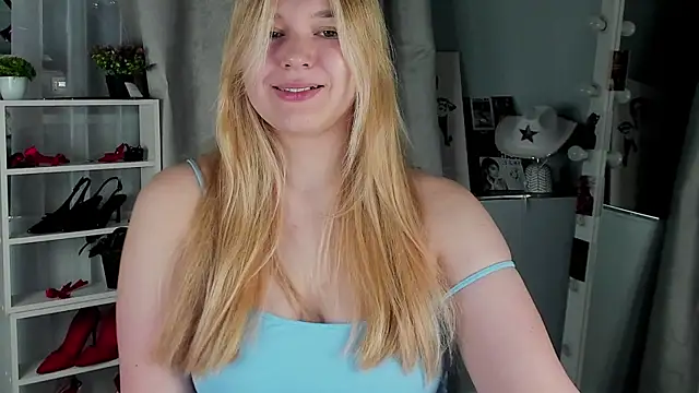 Rebecca Kelly online show from 14, 11, 2025