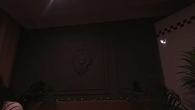 Liv Fay online show from 18, 12, 2025