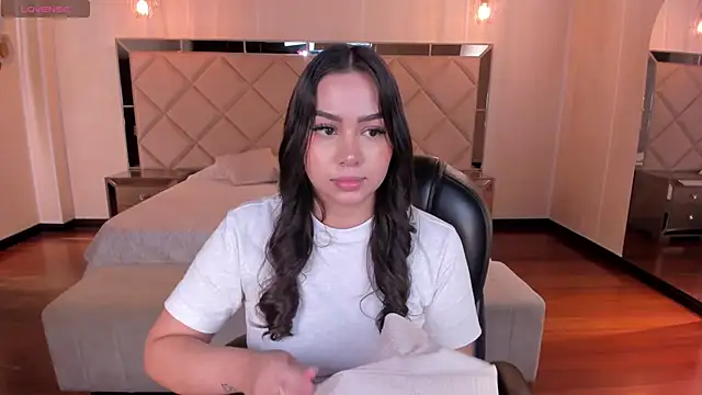 CelestePalmer  online show from 21, 11, 2025