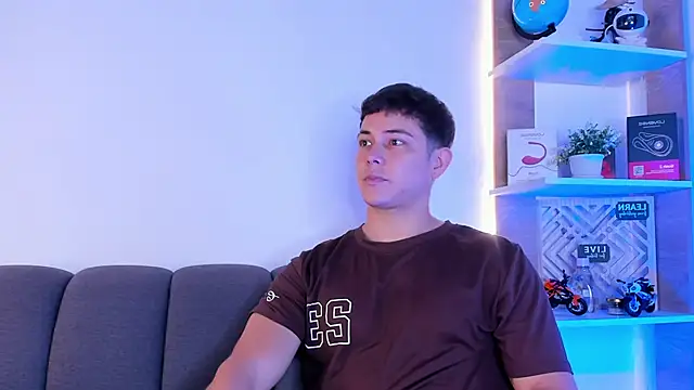 Alan hadid1 online show from 1, 2, 2026