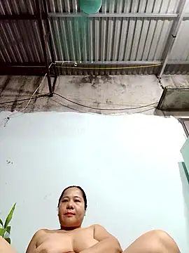 Queen 18200 online show from 9, 10, 2025