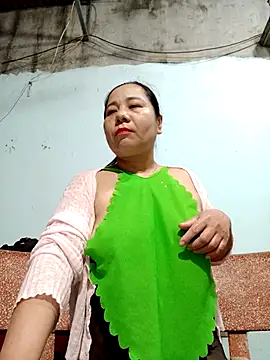 Snapshot of Queen_18200 chatting on 27, 2, 2026 Queen 18200 online show from 27, 2, 2026