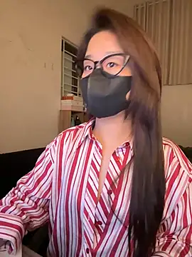 Jenni nana online show from 21, 4, 2026