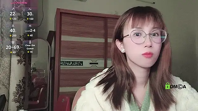 Lili 666 online show from 1, 2, 2025