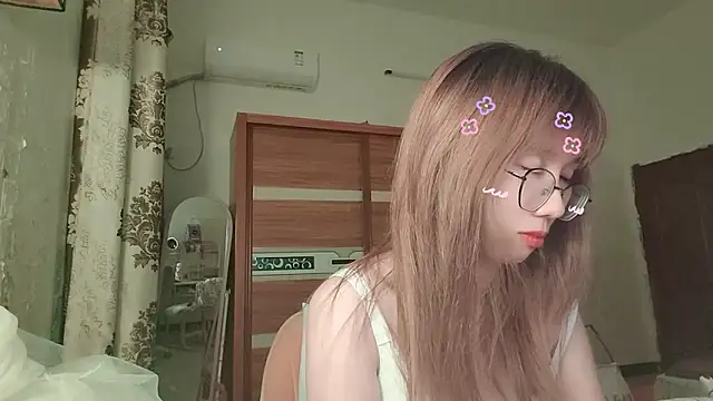 Snapshot of Lili_666 chatting on 23, 7, 2026 Lili 666 online show from 23, 7, 2026