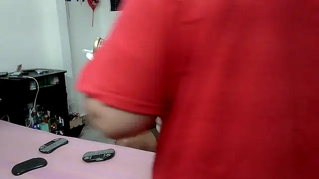 Snapshot of Boycuriousxxx chatting on 30, 4, 2026 Boycuriousxxx online show from 30, 4, 2026