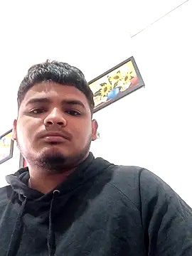 Snapshot of Boycuriousxxx chatting on 20, 5, 2026 Boycuriousxxx online show from 20, 5, 2026