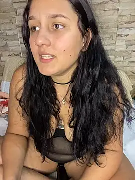 saray gomez22 online show from 2, 1, 2025