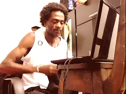 phillip-hot online show from 28, 1, 2025