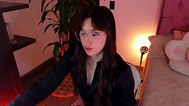 Snapshot of eimy22 chatting on 25, 1, 2025 eimy22 online show from 25, 1, 2025