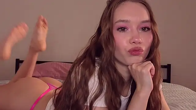 Snapshot of KateVon chatting on 6, 3, 2026 KateVon online show from 6, 3, 2026