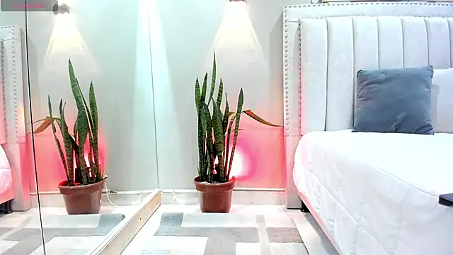 Snapshot of Miranda_doll_ chatting on 10, 3, 2025 Miranda doll online show from 10, 3, 2025