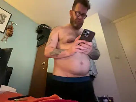 Snapshot of Tattooednakedguy chatting on 20, 1, 2025 Tattooednakedguy online show from 20, 1, 2025
