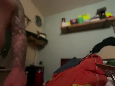 Tattooednakedguy online show from 14, 6, 2026