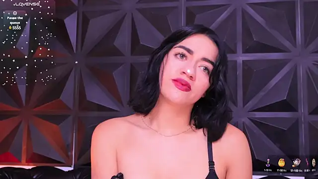 KasiaNoir  online show from 18, 1, 2025