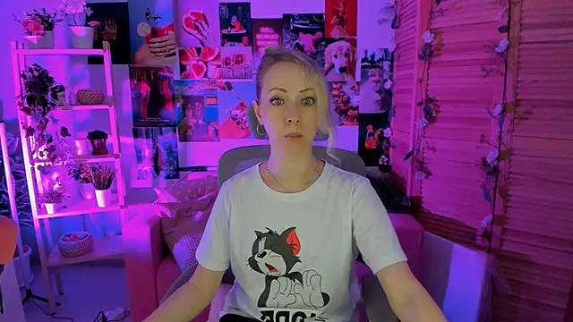 LylithSkye online show from 20, 3, 2025