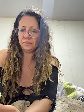 miss hanna07 online show from 17, 12, 2025