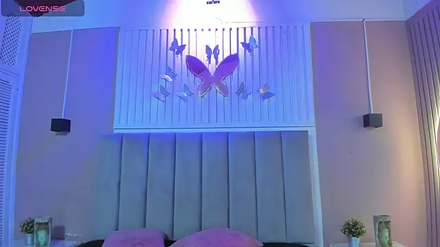 diosa cristal online show from 9, 10, 2025