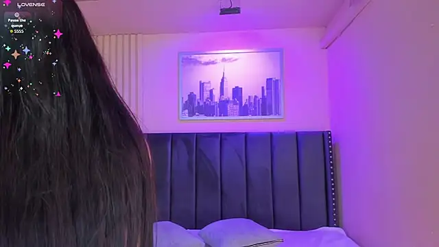 Snapshot of diosa_cristal chatting on 7, 7, 2026 diosa cristal online show from 7, 7, 2026