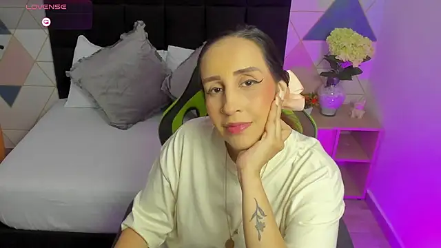 jadde13  online show from 14, 11, 2025