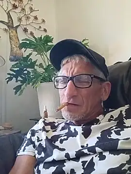 Johnnyraymonroe online show from 19, 6, 2026