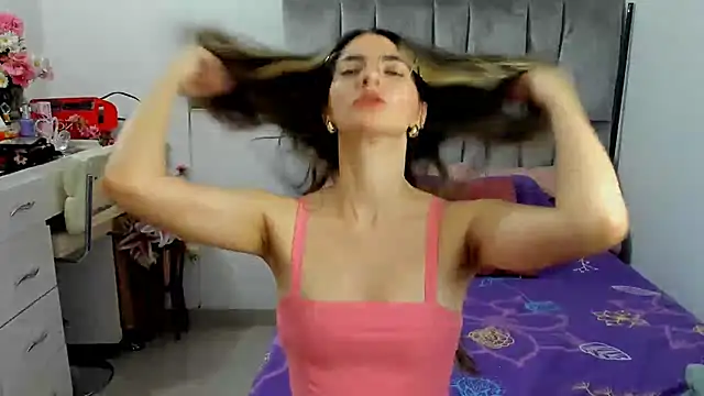 Snapshot of baby-miah chatting on 9, 8, 2026 baby-miah online show from 9, 8, 2026
