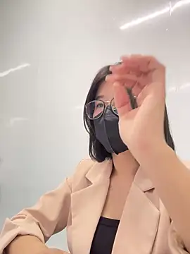 Snapshot of LanJeny_sexy chatting on 4, 12, 2024 LanJeny sexy online show from 4, 12, 2024