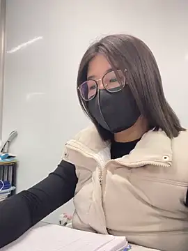 Snapshot of LanJeny_sexy chatting on 10, 12, 2024 LanJeny sexy online show from 10, 12, 2024