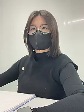 Snapshot of LanJeny_sexy chatting on 14, 12, 2024 LanJeny sexy online show from 14, 12, 2024