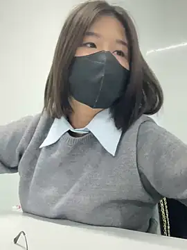 Snapshot of LanJeny_sexy chatting on 17, 12, 2024 LanJeny sexy online show from 17, 12, 2024