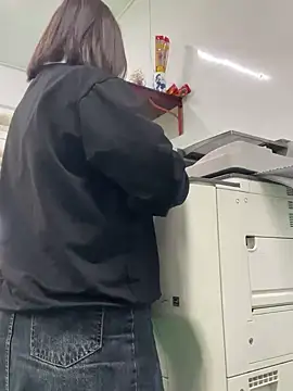 Snapshot of LanJeny_sexy chatting on 19, 12, 2024 LanJeny sexy online show from 19, 12, 2024