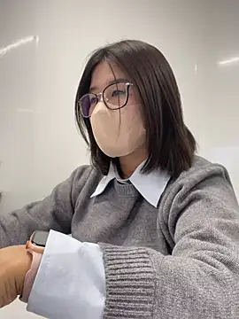 Snapshot of LanJeny_sexy chatting on 25, 12, 2024 LanJeny sexy online show from 25, 12, 2024