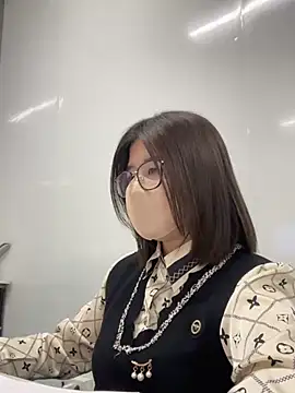 Snapshot of LanJeny_sexy chatting on 26, 12, 2024 LanJeny sexy online show from 26, 12, 2024