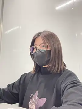 Snapshot of LanJeny_sexy chatting on 28, 12, 2024 LanJeny sexy online show from 28, 12, 2024