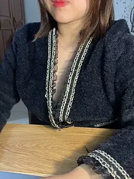 Snapshot of LanJeny_sexy chatting on 3, 2, 2025 LanJeny sexy online show from 3, 2, 2025