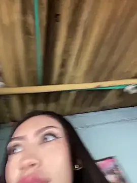 Effy Bonny online show from 22, 2, 2025