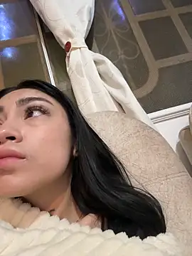 Effy Bonny online show from 4, 12, 2025