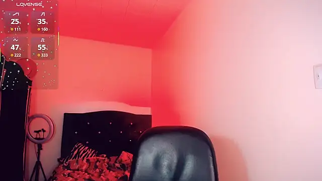 Kendall hornyy online show from 12, 9, 2025