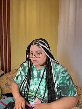  Shara Handal  online show from 30, 10, 2025